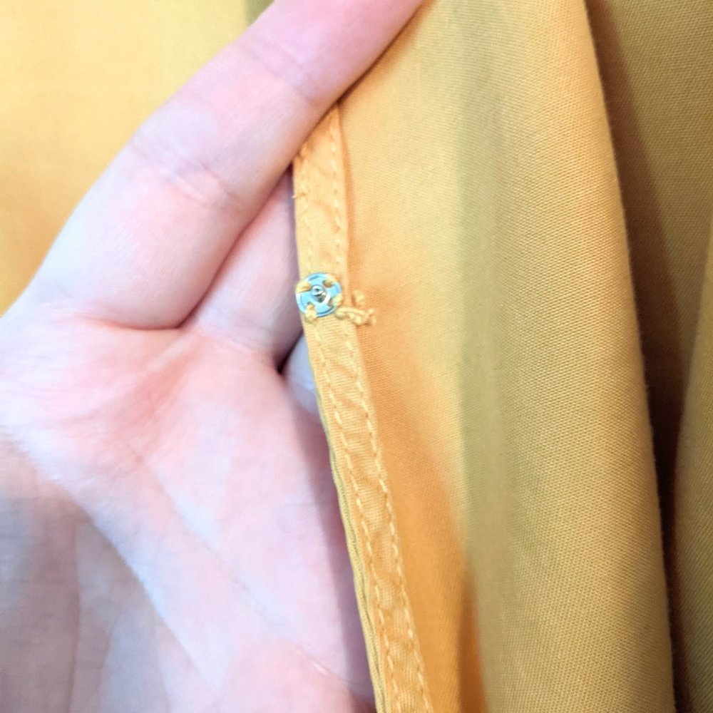 VELVET HEART ✨ NWT Mustard Long Sleeve Wrap Top - Picture 5 of 9